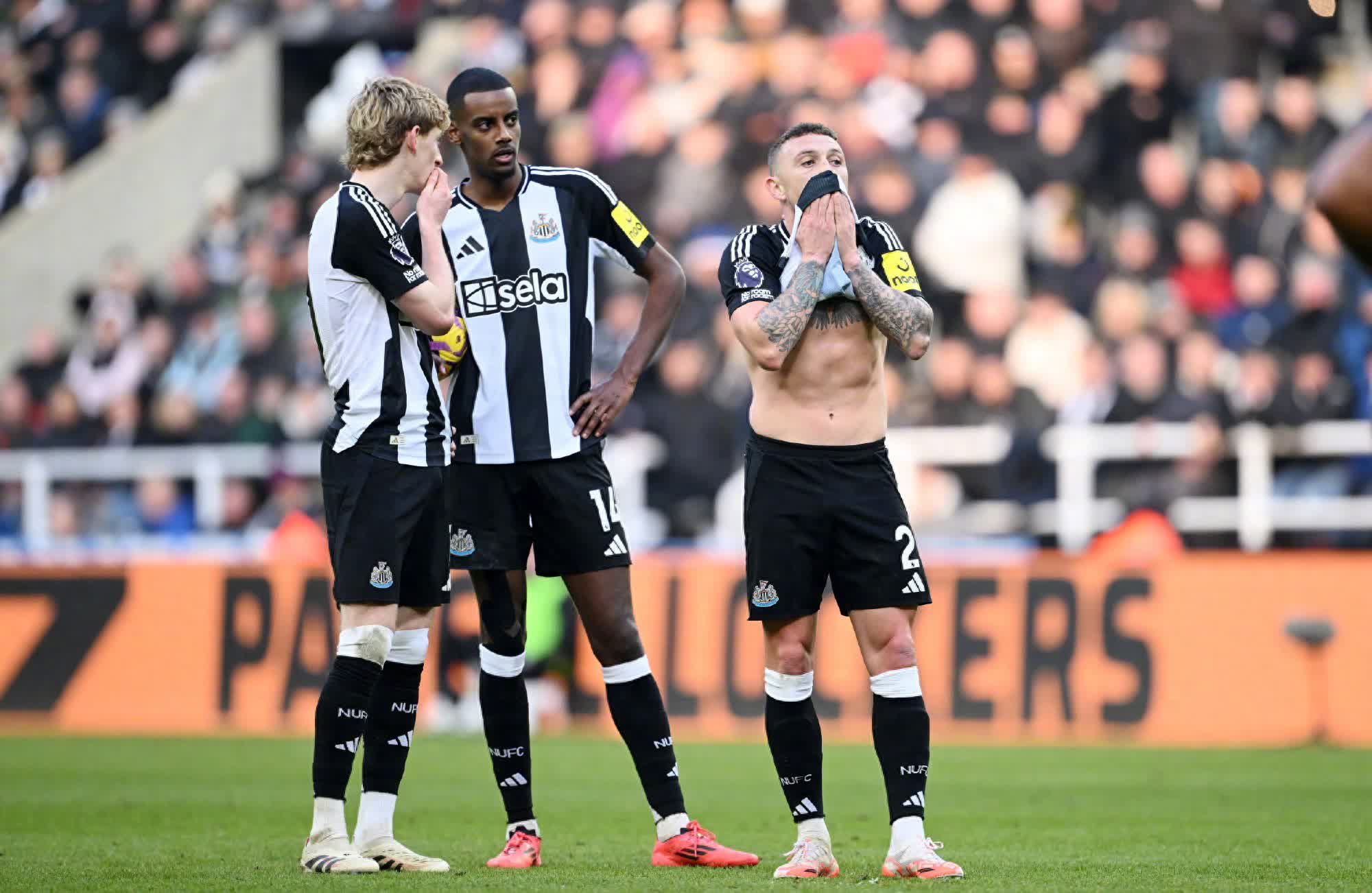 爱游戏体育-纽卡斯尔关键时刻遗憾出局纽卡斯尔围绕欧冠内部沟通，莱比锡强势反弹备战欧篮联直接炸裂