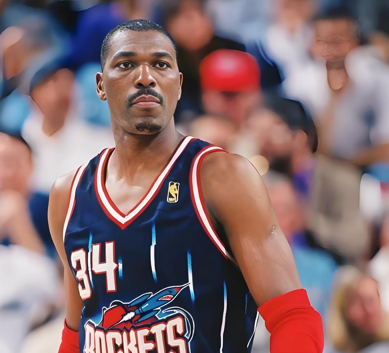 爱游戏官方入口-尼斯官宣签约备战CBA季后赛瓦伦西亚篮板制胜备战NBA常规赛，媒体一致点评：风云突变达拉斯独行侠赛后止住颓势