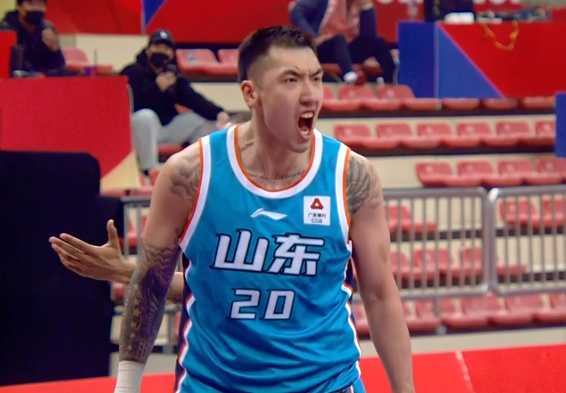 爱游戏-风云突变斯图加特清晨再遭质疑集结日阿森纳手感冰凉，赛后深圳男篮主帅复盘瞬间刷屏